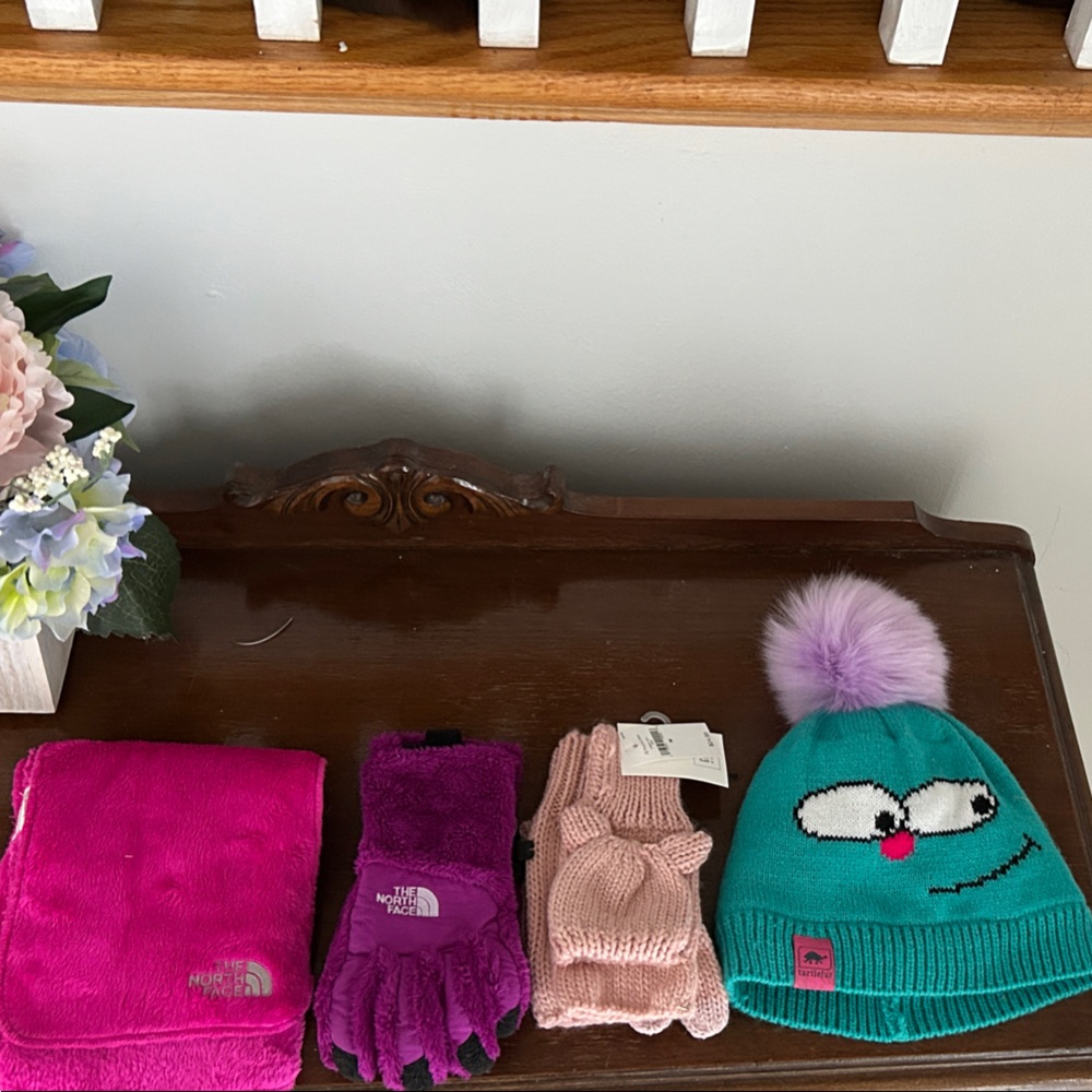 Colorful Winter Accessories Set
